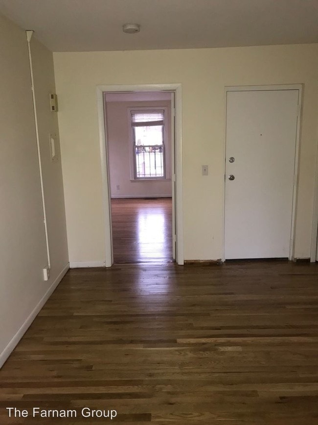 Building Photo - 127-129 Howe St