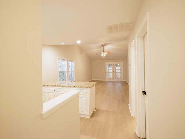 Building Photo - 2221 Bridgeton Rd