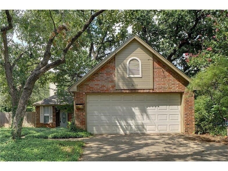Foto principal - 2605 N Locust St