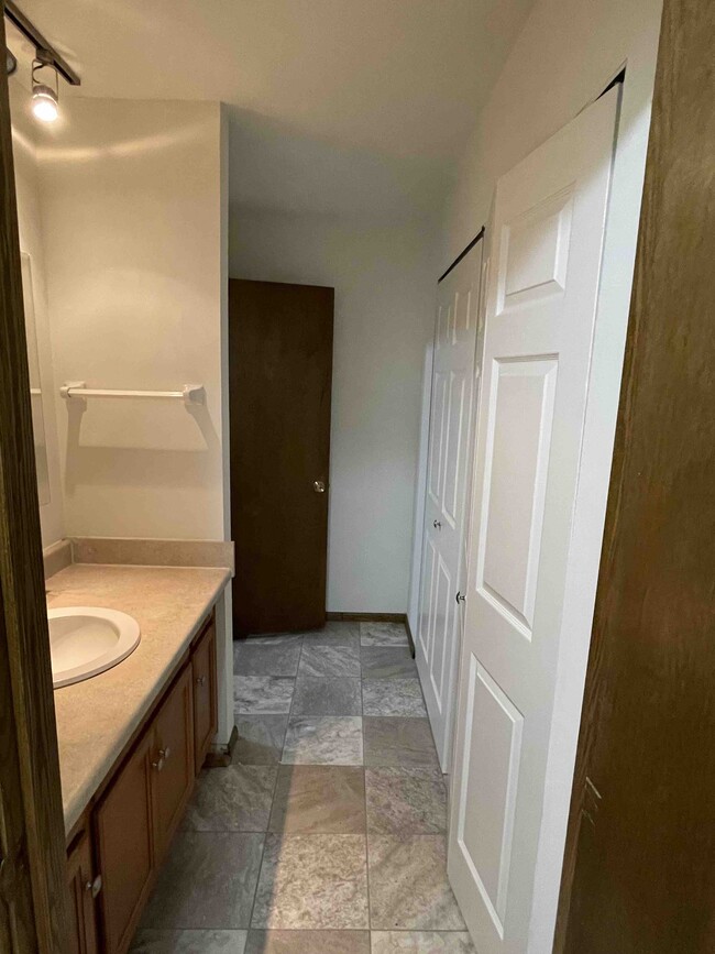 Lavatory and closets - Westport Apartments