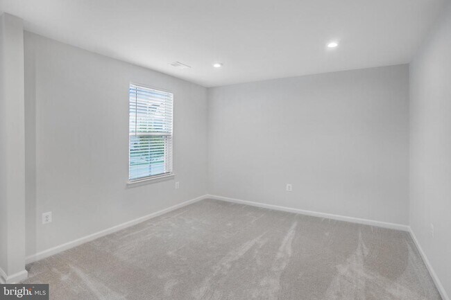 Foto del edificio - 9346 Tanfield Dr