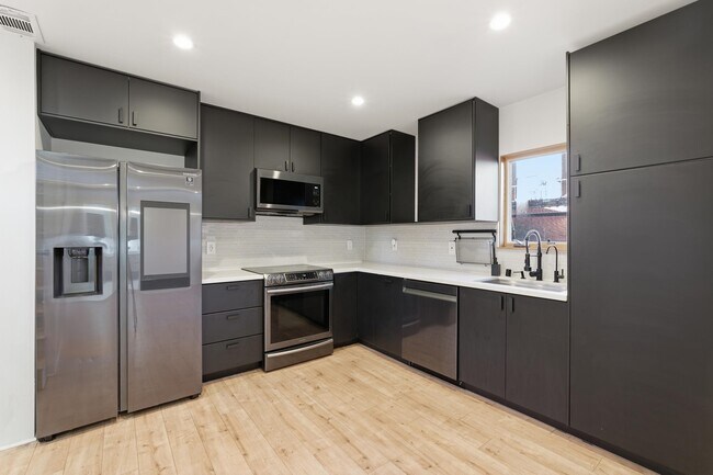 Foto del edificio - 820 46th St