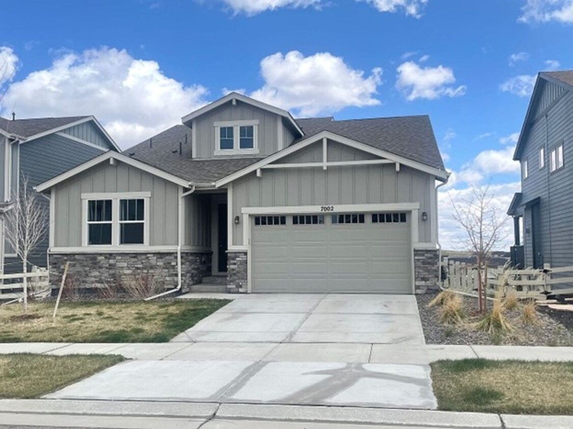 Foto principal - Stunning Ranch Style home for rent in Sout...