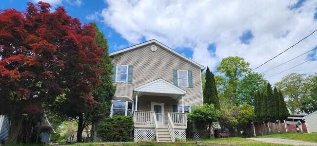 Building Photo - 306 Nariticong Ave