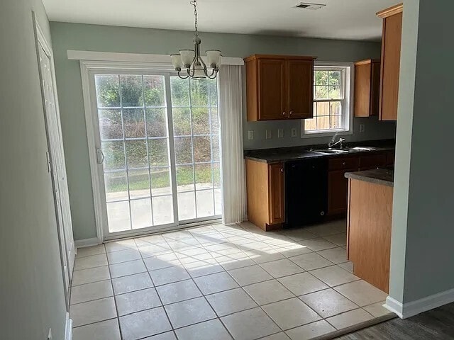 Foto del edificio - Charming 3 Bedroom/2 Bath