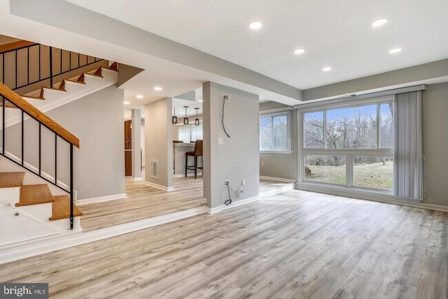 Building Photo - 3372 Tanterra Cir