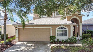 Building Photo - 526 Henley Cir