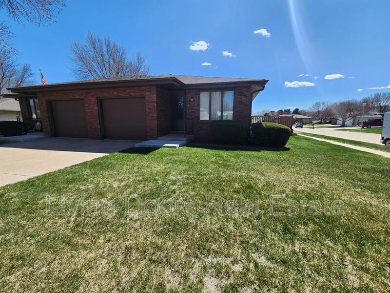 1710 Eastridge Ave, Seward, NE 68434 House Rental in Seward, NE