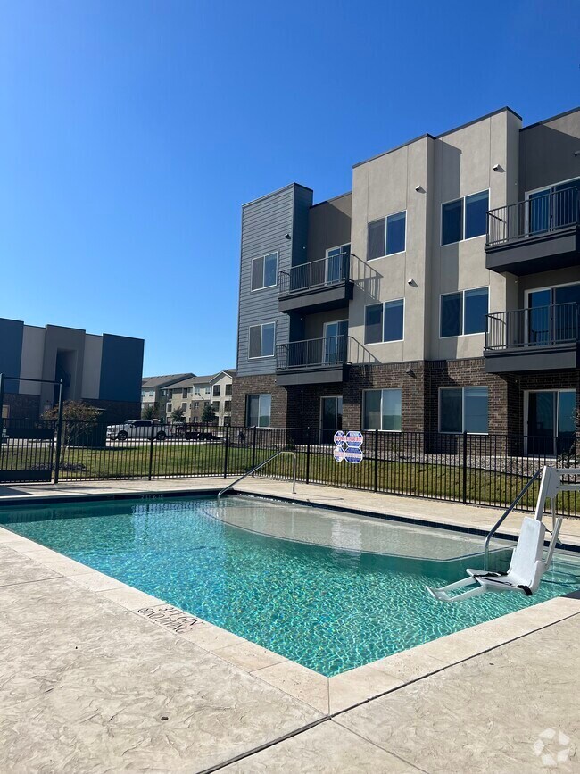 Apartments For Rent in Burleson, TX 773 Rentals