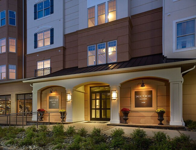 Building Photo - Metro Rahway