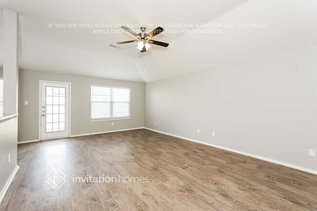 Foto del edificio - 409 Heritage Dr