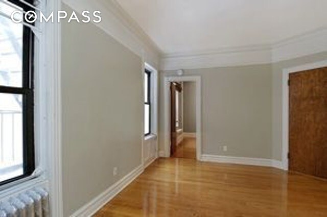 Building Photo - 212 W 14th St