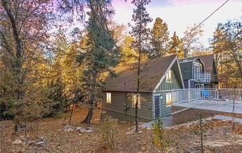 Building Photo - 2418 Fir Dr