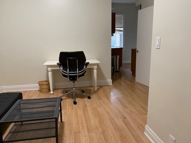Living room from front hallway - 930 Chicago Ave
