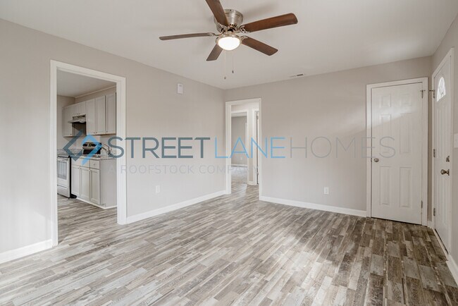 Building Photo - 1038 Jackson St