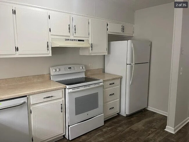 Foto del edificio - 1214 Willow Creek Ct NW