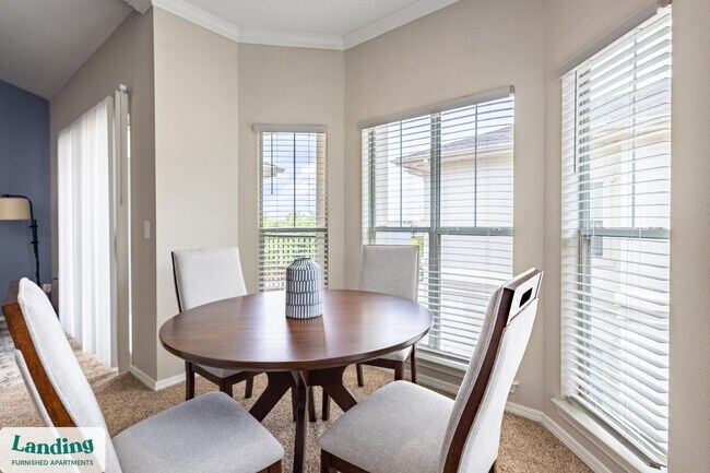 Foto del edificio - 1799 FM 528 Rd