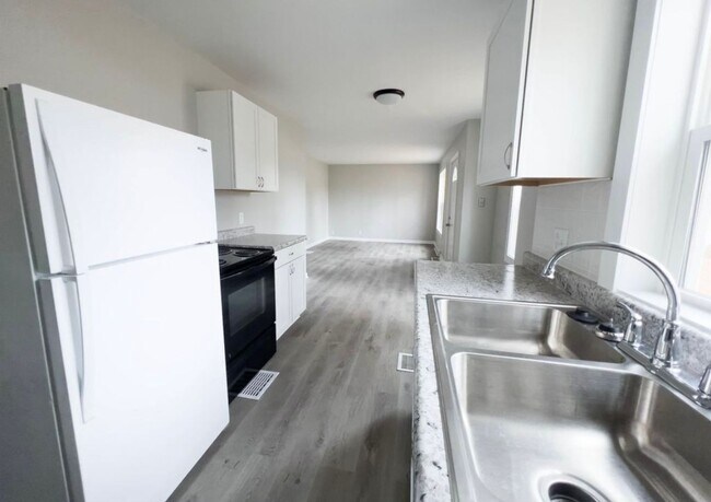 Foto del edificio - Functional 2 bed 1 bath!