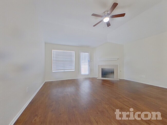 Foto del edificio - 12129 Angel Food Ln