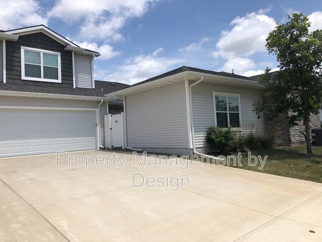 Building Photo - 8951 Calpurnia Dr