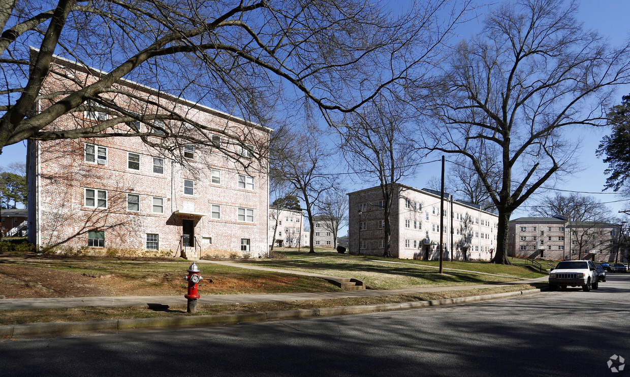 Primary Photo - The Raleigh Apartments