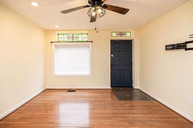 Foto del edificio - 2234 Essex St
