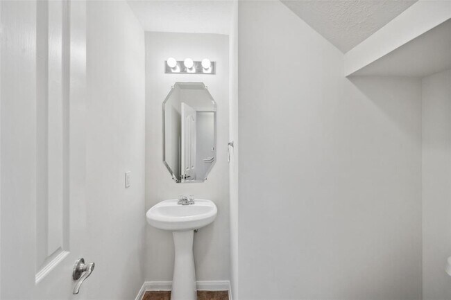 Foto del edificio - 12047 Belle Ct