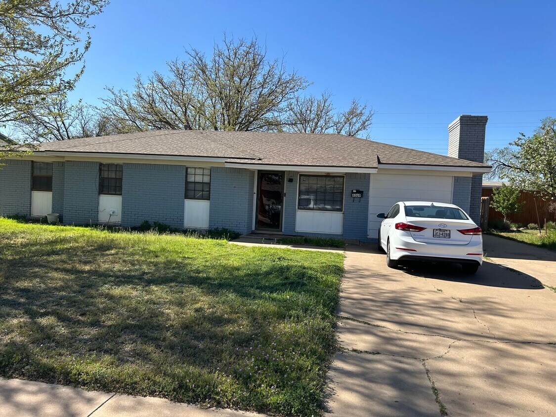 Foto principal - 4809 8th St