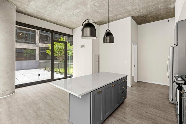 Photo - 189 W Huron St Apartment