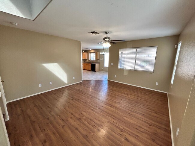 Foto del edificio - 3Bdm 2.5Ba Avondale Home with a Loft! *NO ...