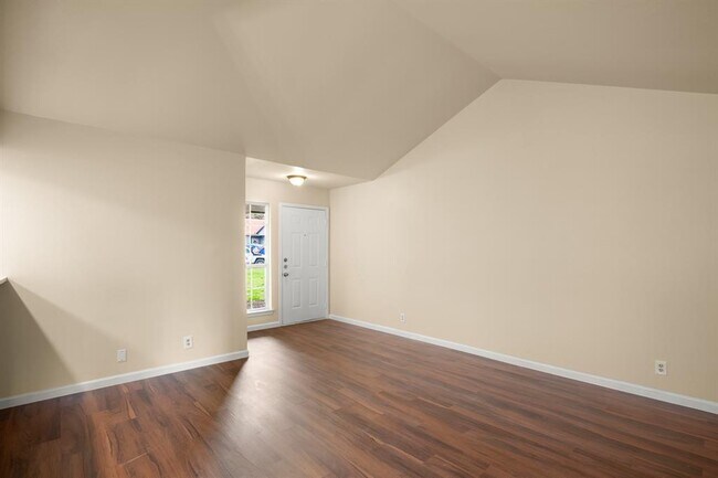 Foto del edificio - 10711 Lanshire Dr