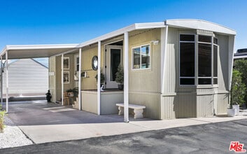 Building Photo - 69333 E Palm Canyon Dr
