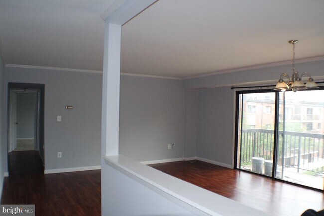 Foto del edificio - 3240 S 28th St