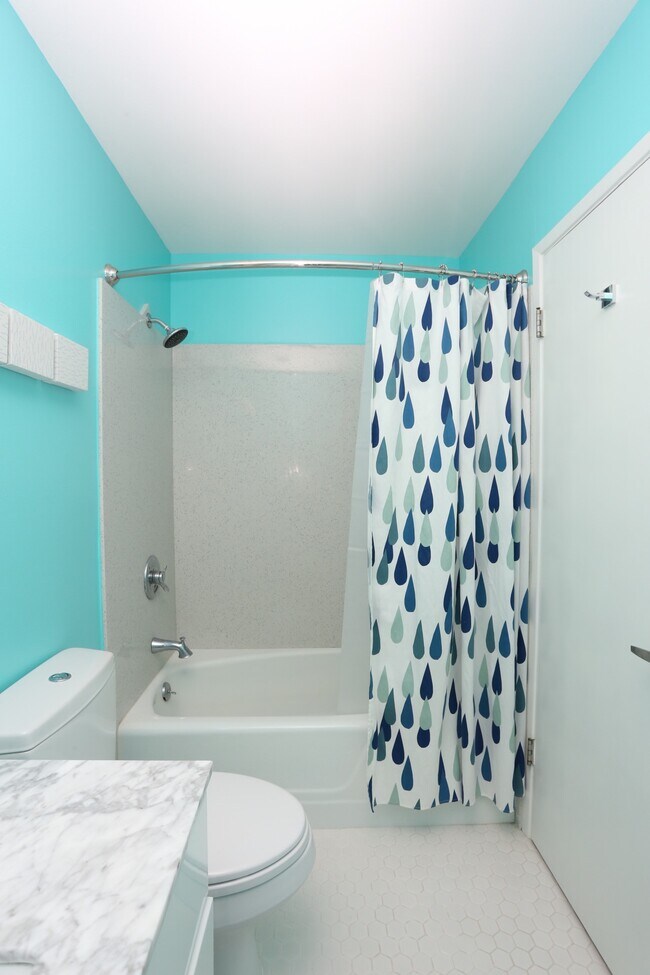 bathroom 1 - 2137 Otis Dr