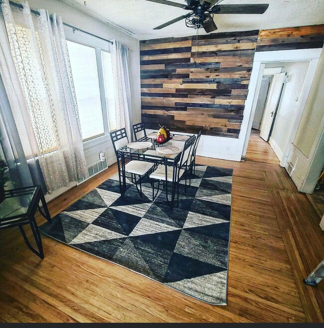 Building Photo - 359 Colvin Ave