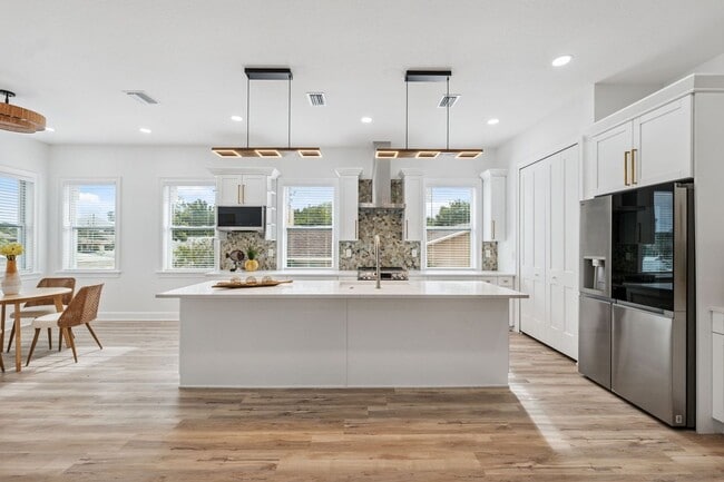 Foto del edificio - 8622 Inwood Dr