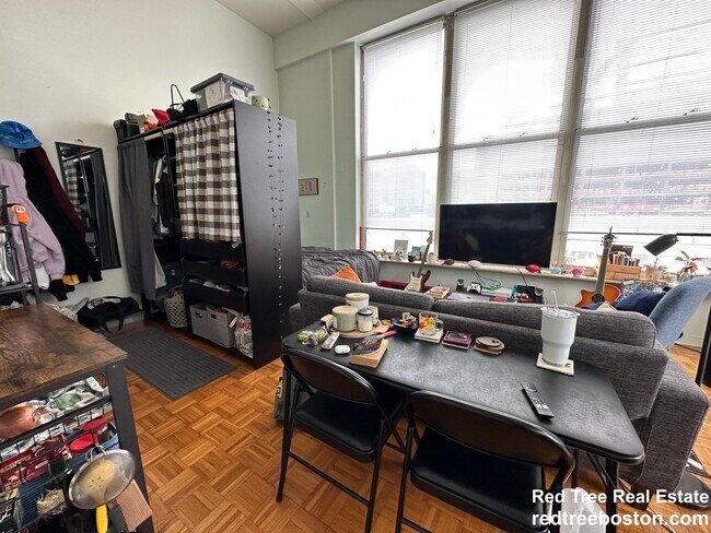 Foto del edificio - 61 Brookline Ave