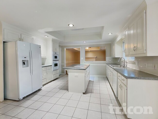 Foto del edificio - 4112 Trotters Way Dr