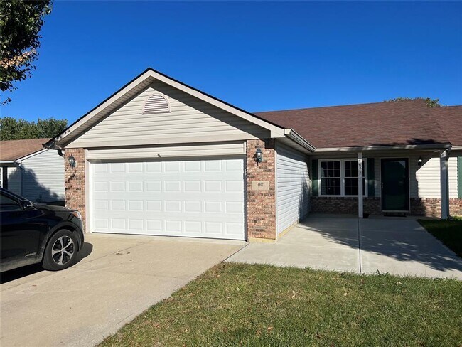 Foto del edificio - 4057 Redbud Ct