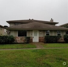Building Photo - 5636 Birchmont Dr