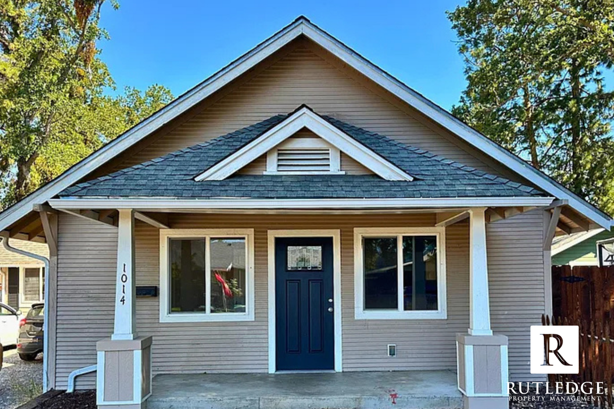 Foto principal - Adorable 2 bedroom home in Medford!