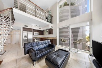 Building Photo - 41 SE 5th St