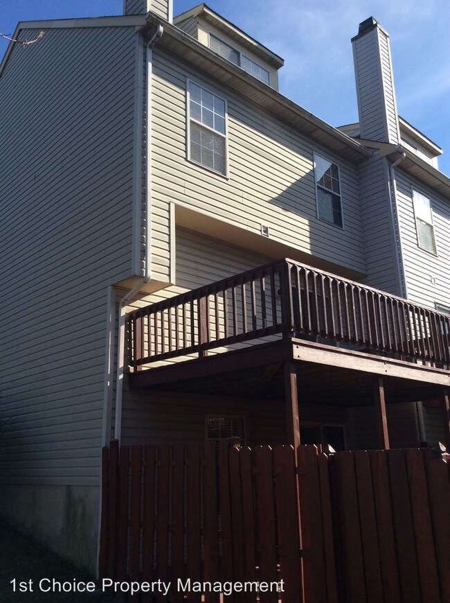Foto del edificio - 7874 Hidden Creek Way