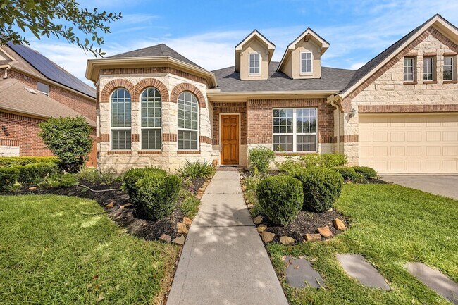 Foto del edificio - 25819 Oakwood Knoll Dr