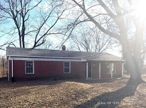 Building Photo - 7903 Roseway Ct