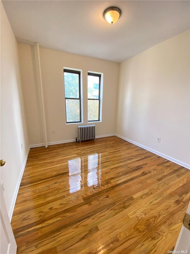 Building Photo - 39-05 27th St
