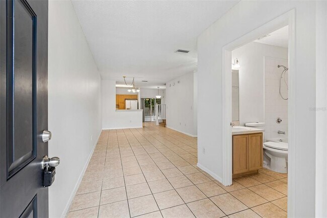 Foto del edificio - 6245 Osprey Lake Cir