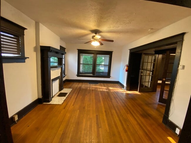 Foto del edificio - 68 E 17th Ave