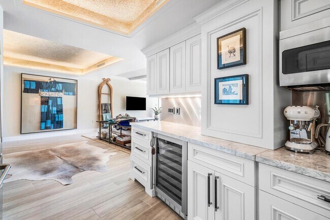 Foto del edificio - 2774 S Ocean Blvd