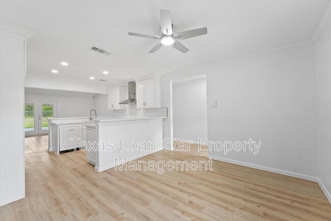 Foto del edificio - 406 Riverbend St